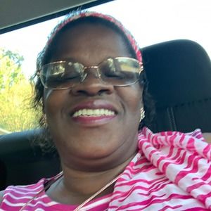 Meet your Posher, Mayola